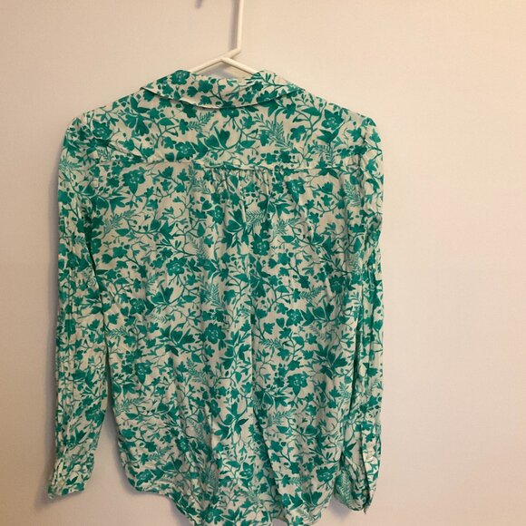 Anthropologie Maeve, Green and white floral blouse, button up, size XS - Picture 3 of 9